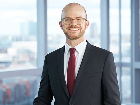 Dr. Kris Breudel, LL.M. (Aberdeen)