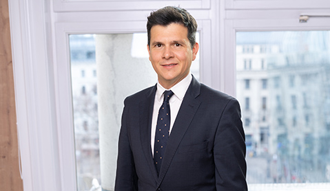 Dániel Ódor, MRICS